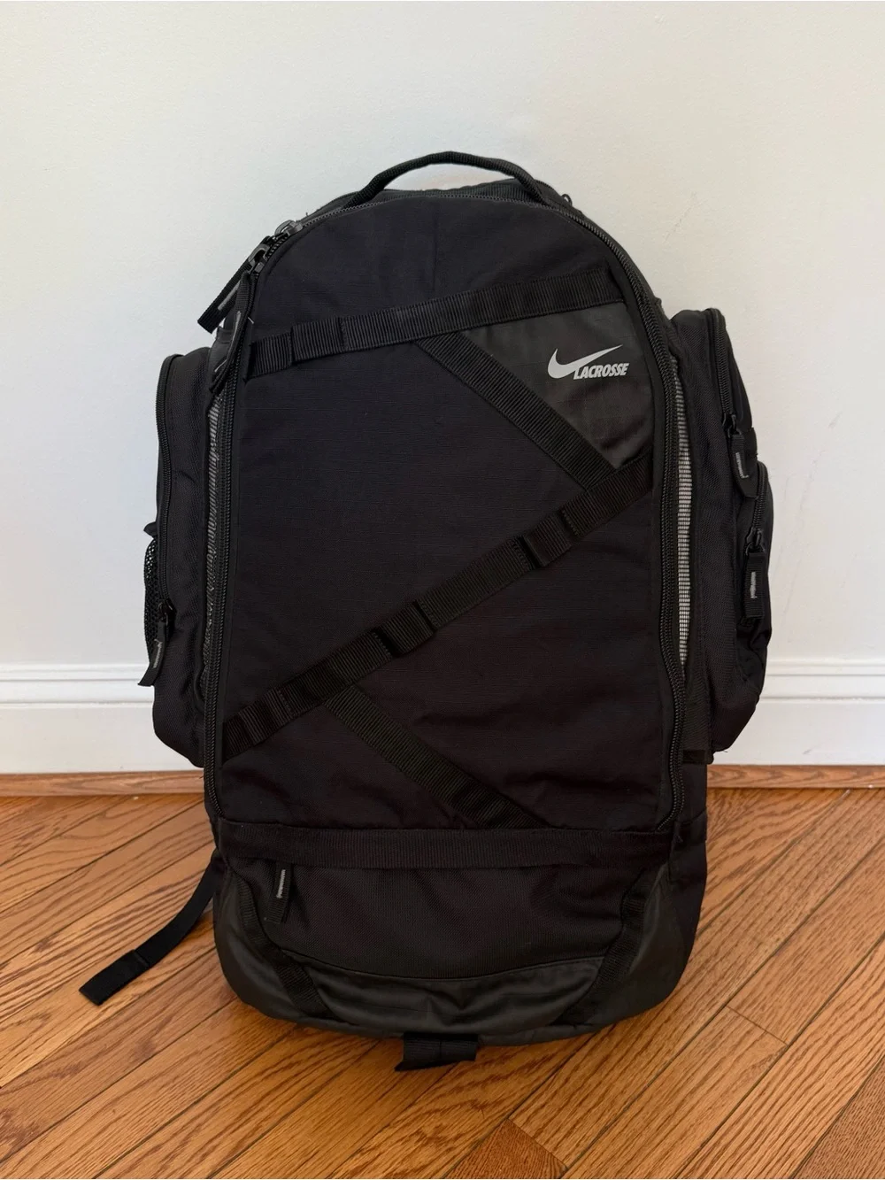 Nike Game Day Lacrosse Backpack Large 68L Black Gear Bag Stick Holder BPGD-010